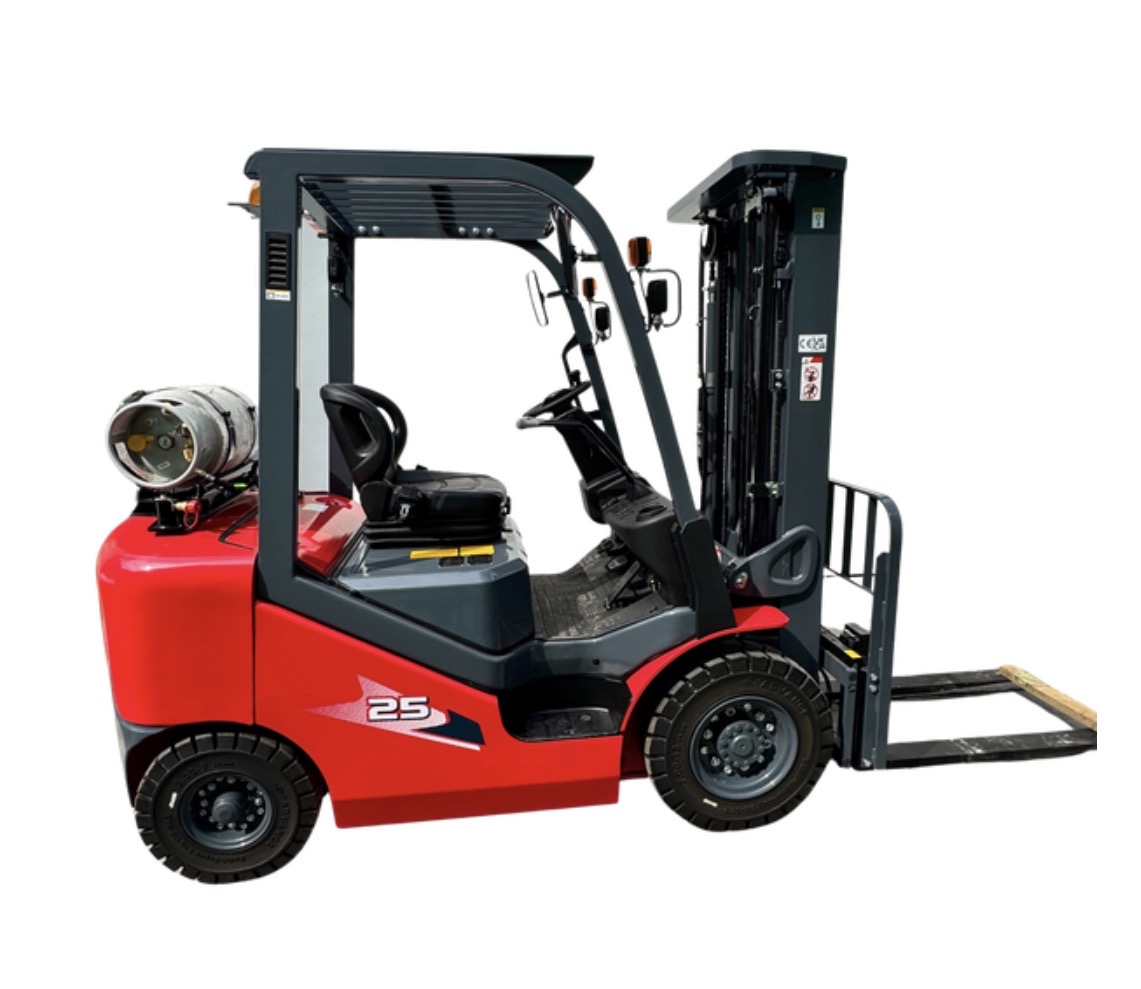 MONTACARGAS HELI FORKLIFT 2.5 LPG/ GASOLINA NISSAN K25